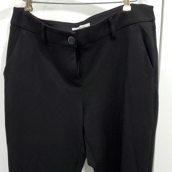 Black dress pants Kenneth Cole. Size 10 . Like new. P1 - Picture 1 of 4